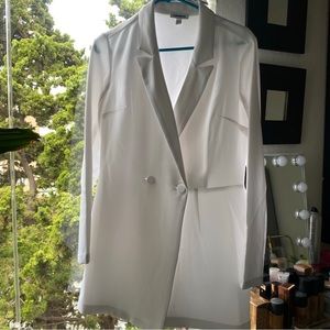 This is a white jumper